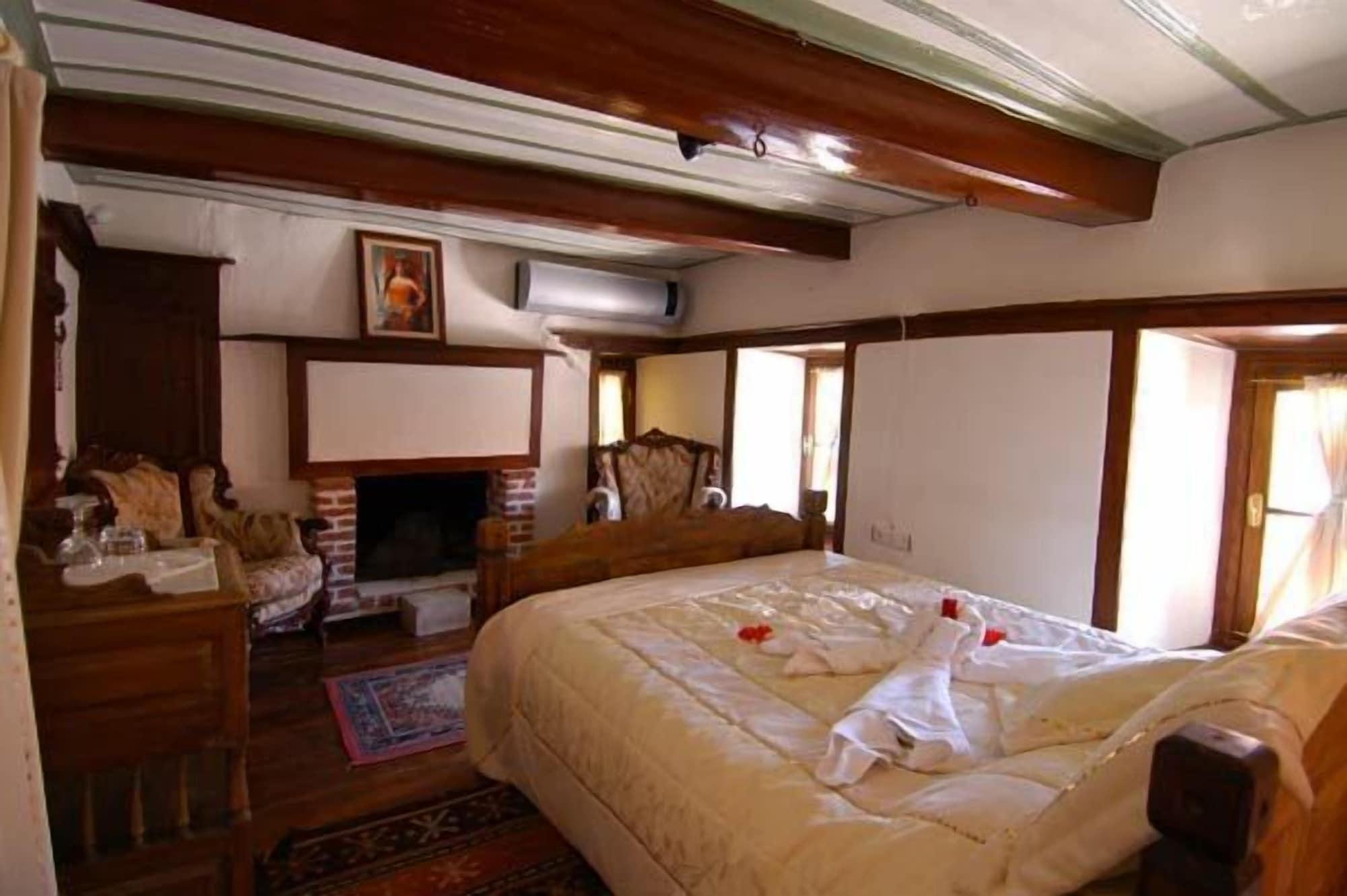 Kirkinca Hotel Selçuk Bagian luar foto
